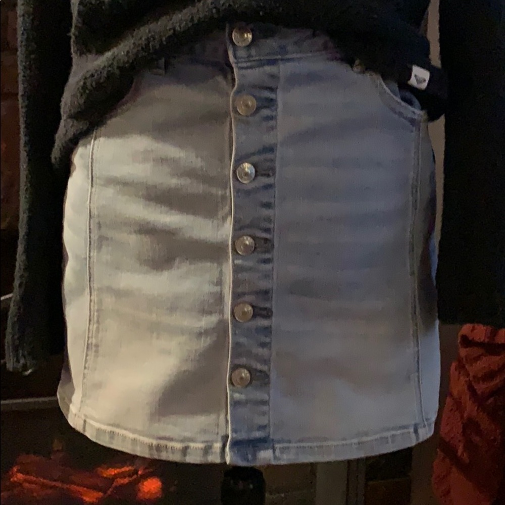 Aeo denim skirt 10